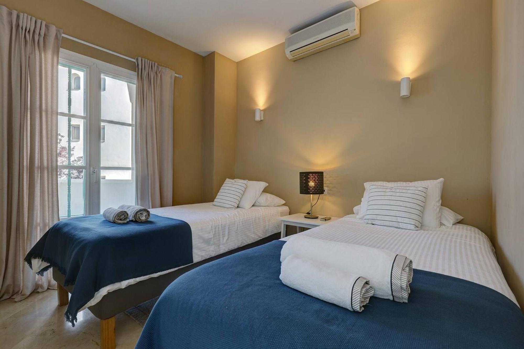 053 - Two Bed Mijas Golf Apartment In Popular Matchroom Golf Club Fuengirola Kültér fotó