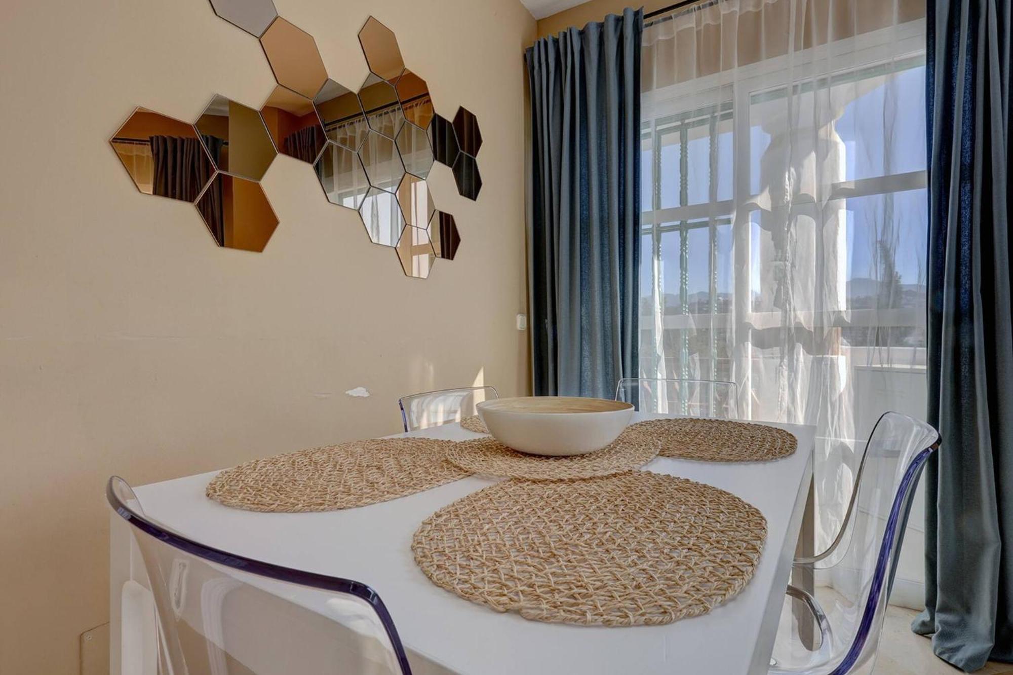 053 - Two Bed Mijas Golf Apartment In Popular Matchroom Golf Club Fuengirola Kültér fotó